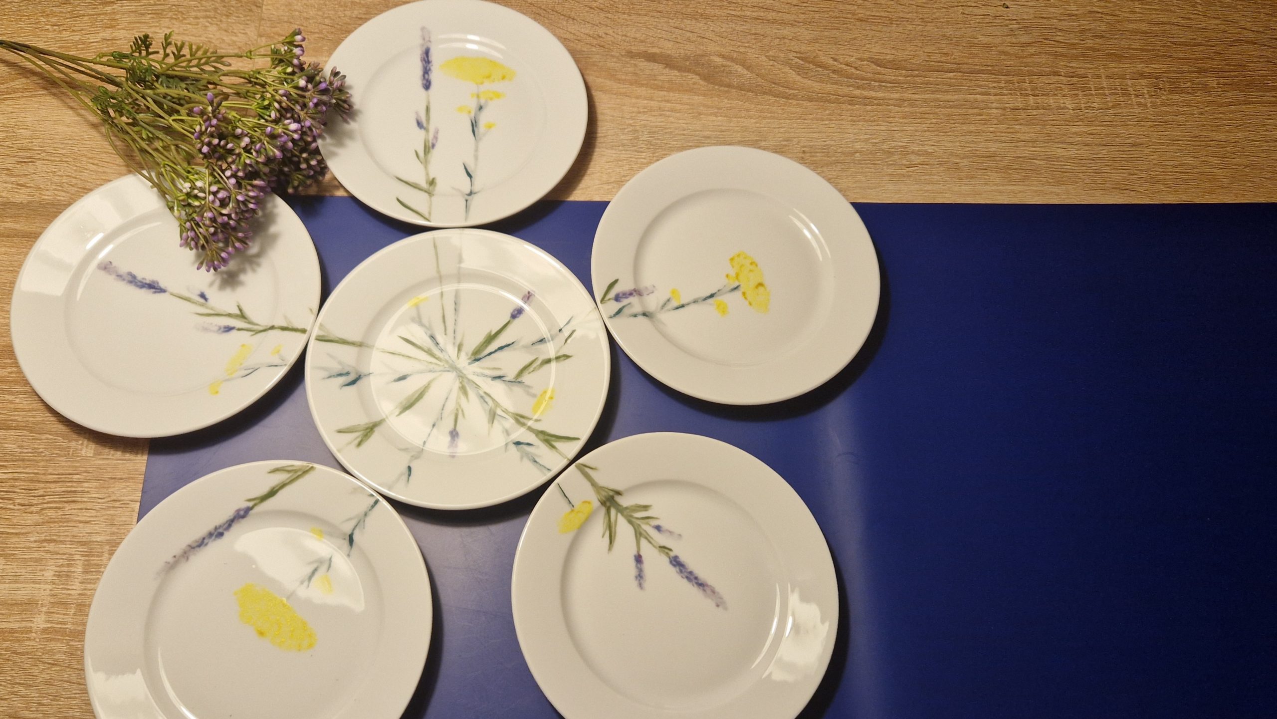 set desertnih tanjura LAVANDA & SMILJE